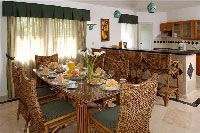 Hotel Lifestyle Crown Villas Dinning room